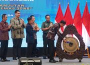 Presiden Jokowi Buka Kongres Hikmahbudhi Ditemani Menpora Dito