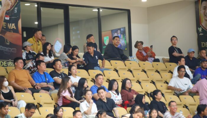 Saksikan Laga Kompetisi IBL Tokopedia 2024, Menpora Dito Puji United Sport Center