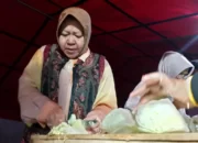 Mensos Tri Rismaharini Pastikan Menu Makanan Bergizi dan Bersih untuk Pengungsi Korban Bencana