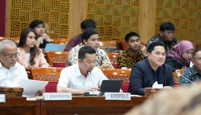 Wamenpora dan PSSI Bahas Naturalisasi Pemain di Raker Bersama DPR