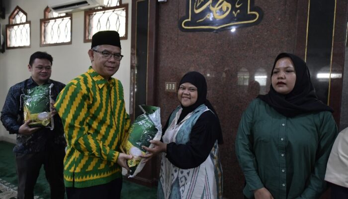 UPZ Baznas Kemenpora Salurkan Santunan Ramadhan untuk Mustahik