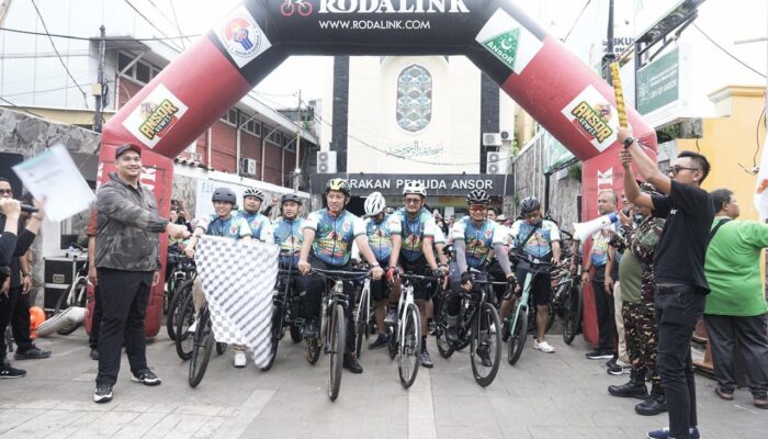 Menpora Lepas Ansor Gowes Jakarta-Karawang