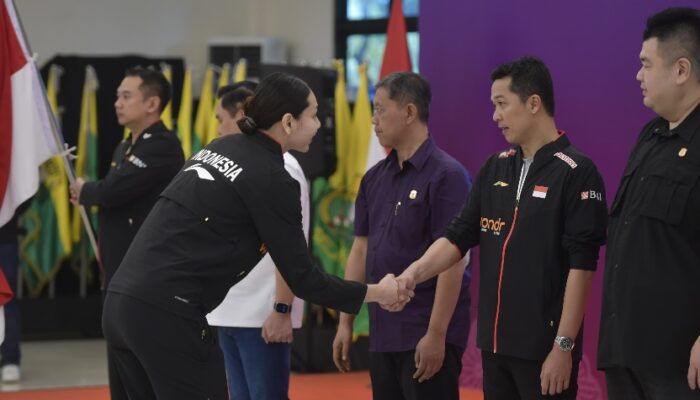 Tim Indonesia Dilepas ke Sudirman Cup, Wamenpora Beri Semangat