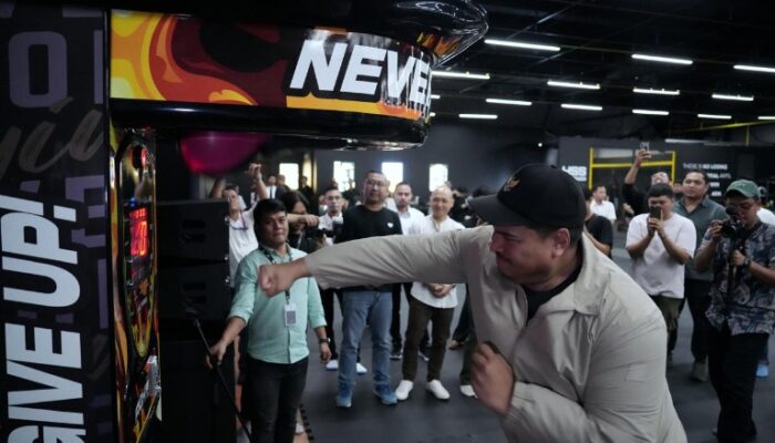 Menpora Dito Dukung Pembinaan Tinju Lewat HSS Holywings