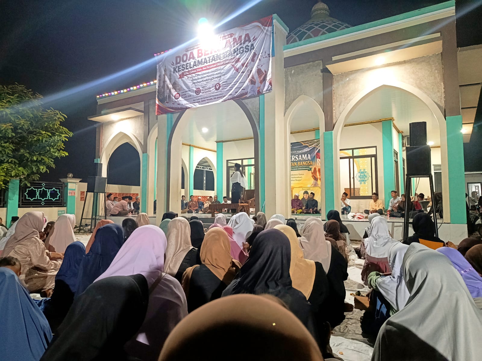 Pimpinan Pondok Pesantren Hidayatussalam Bekasi, KH Hambali