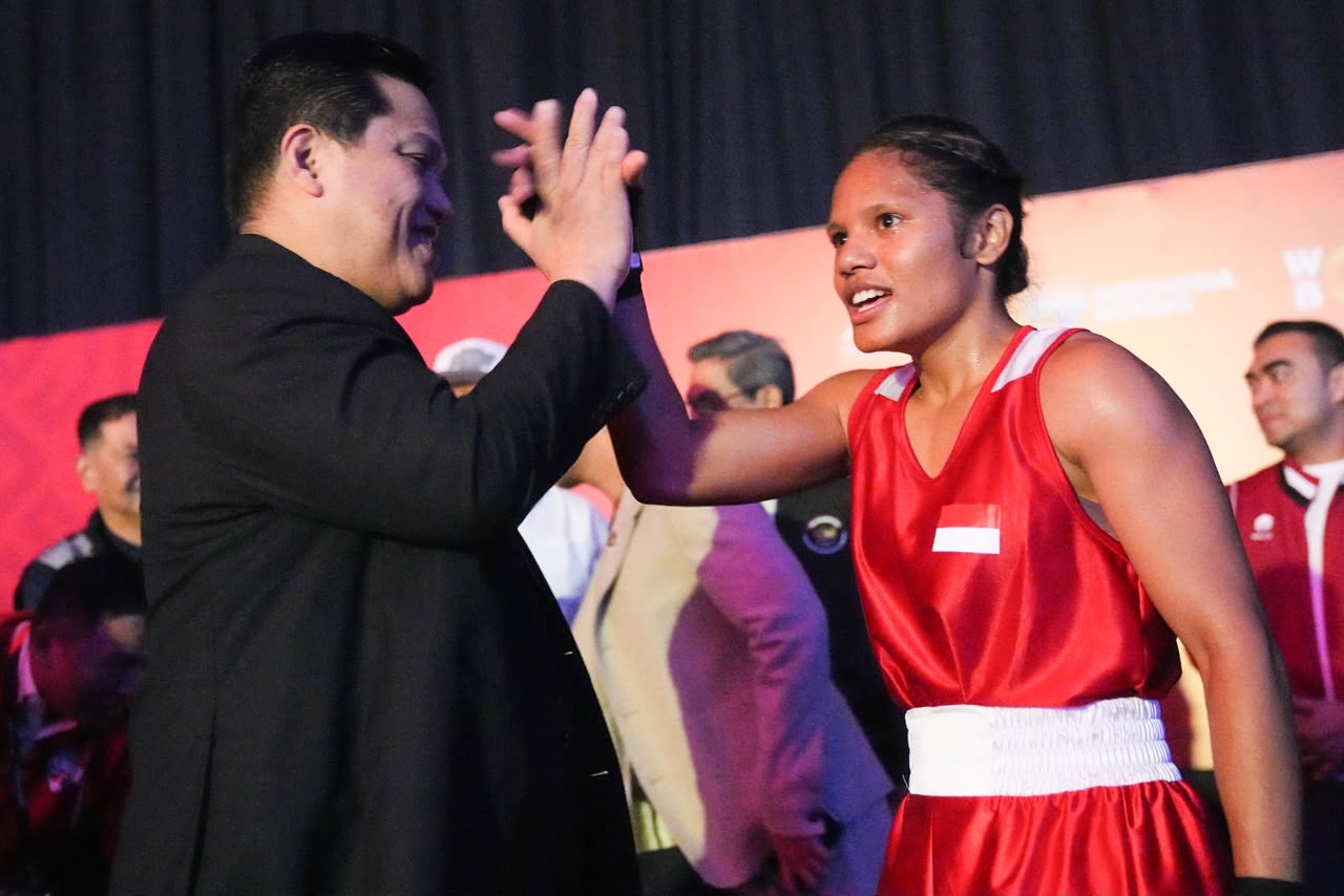 Menteri Pemuda dan Olahraga (Menpora) RI, Erick Thohir, resmi membuka Asian Boxing U19 dan U23 Championship 2026 di Basket Hall Gelora Bung Karno (GBK)